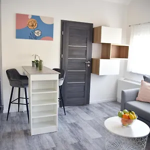 Roomstore Eger